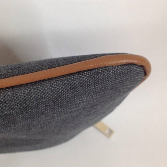 Lufthansa Cerruti 1881 Grey Make Up Bag Wallet  Pouch - Picture 8 of 8